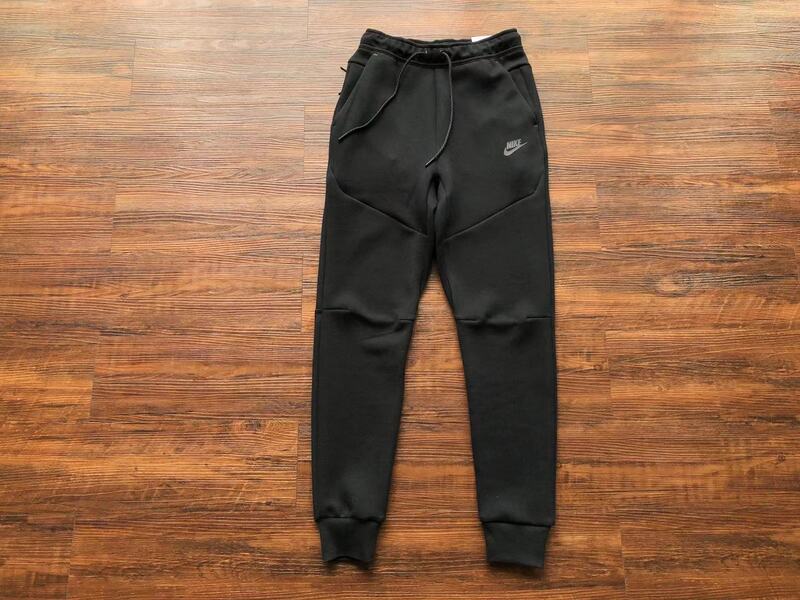 Calça NK Tech Fleece Preta