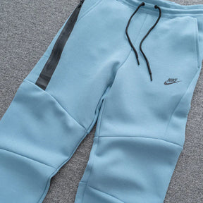 Conjunto NK Tech Fleece Azul